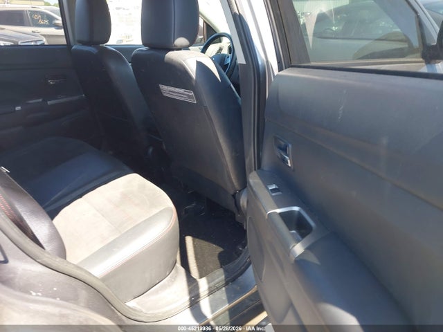 Mitsubishi Outlander 2.4 Se