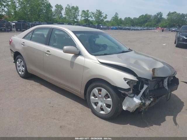 Salvage Toyota Camry Image