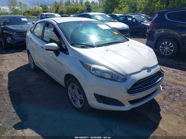 Salvage Ford Fiesta Image