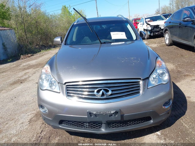 INFINITI Ex Journey