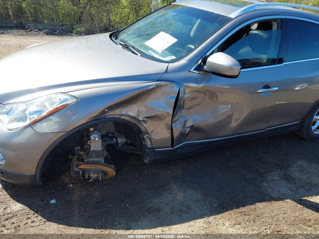 INFINITI Ex Journey