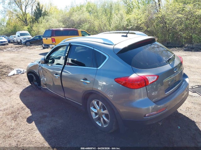 INFINITI Ex Journey