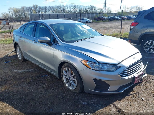 Salvage Ford Fusion Image