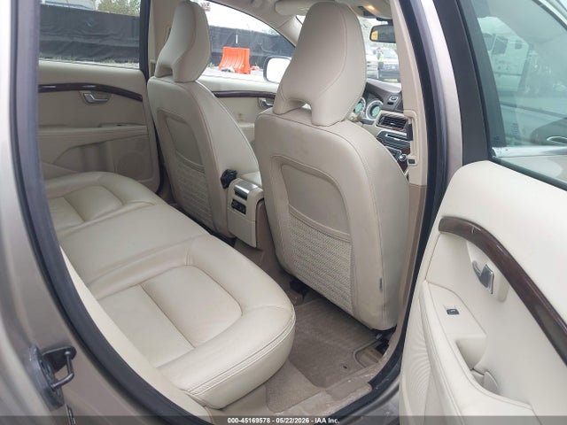 Volvo XC70 T6