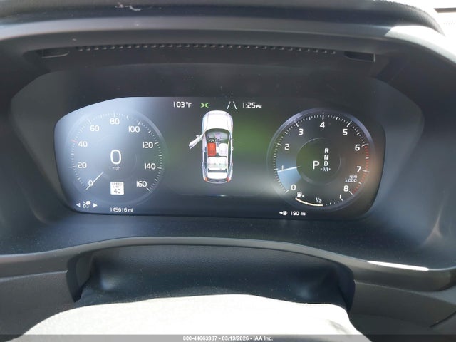 Volvo XC40 T5 R-design