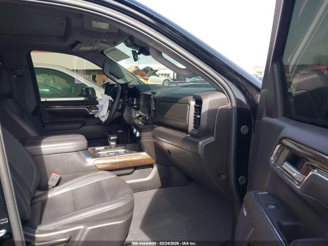 GMC Sierra 1500 4wd  Short Box Elevation With 3sb