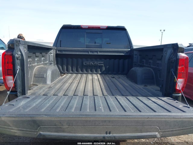 GMC Sierra 1500 4wd  Short Box Elevation With 3sb