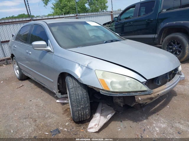 Salvage Honda Accord Image