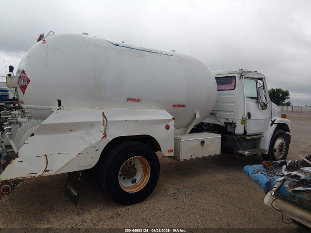 Freightliner Medium Conventional Fl70