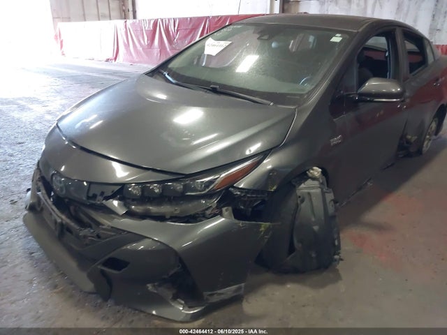 Toyota Prius Prime Plus