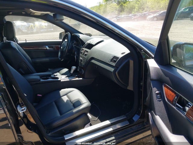 Mercedes-Benz C-Class Sport 4matic