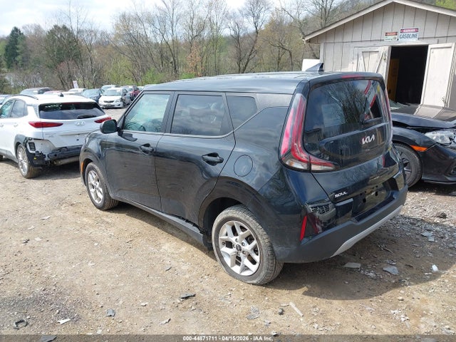 Kia Soul Lx