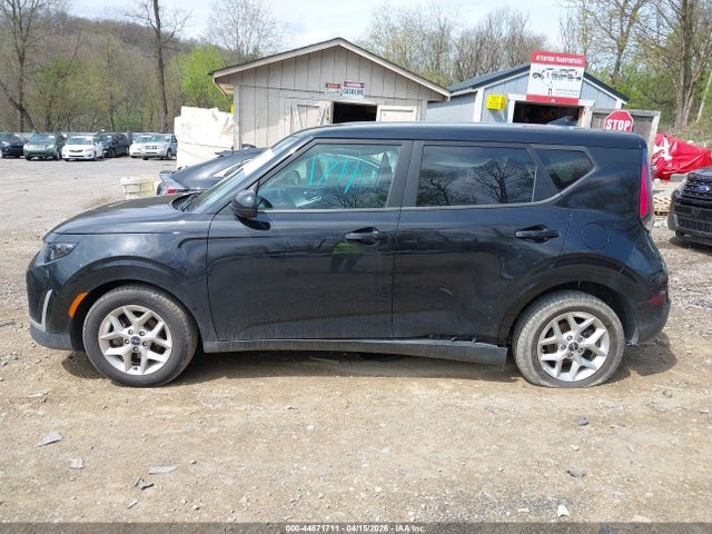 Kia Soul Lx