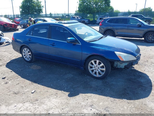 Salvage Honda Accord Image