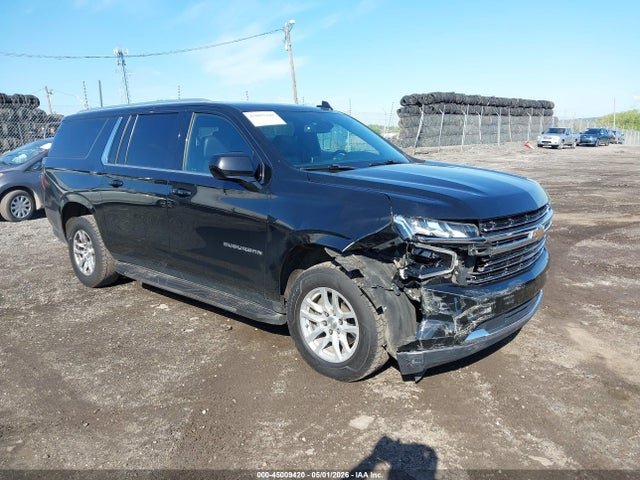 Salvage Chevrolet Suburban Image