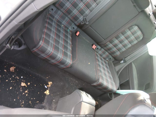 Volkswagen Golf 2.0t S 2-door