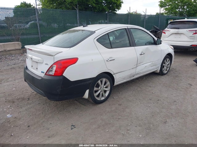Nissan Versa 1.6 Sl