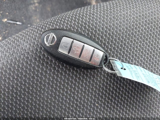 Nissan Versa 1.6 Sl