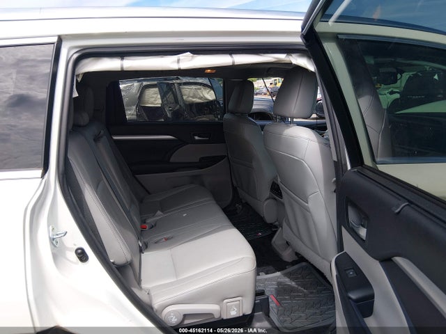 Toyota Highlander Xle V6