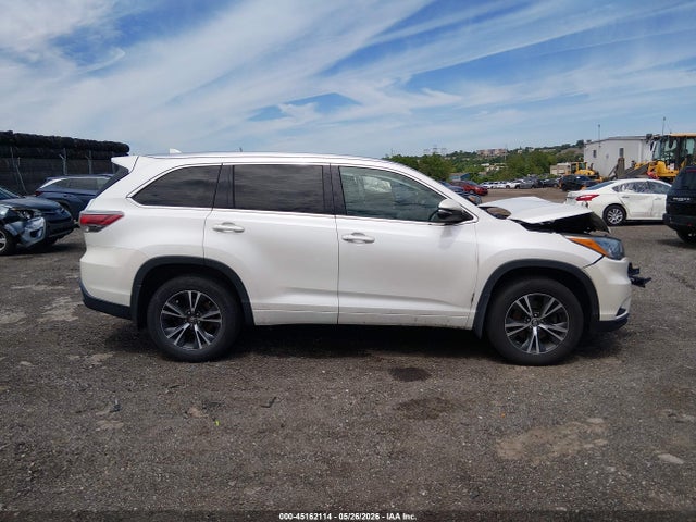 Toyota Highlander Xle V6
