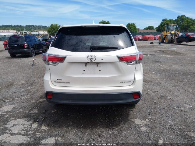 Toyota Highlander Xle V6