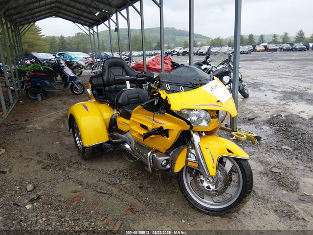 Salvage Honda Gl1800 Image