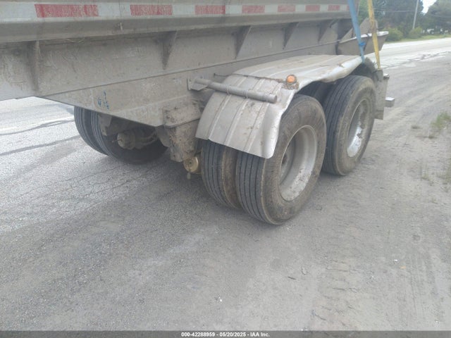 Walker Stainless Equip Co Tank Semi Trailer