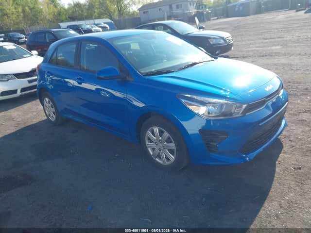 Salvage Kia Rio Image