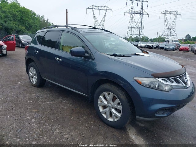 Salvage Nissan Murano Image