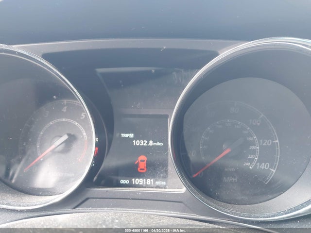 Mitsubishi Outlander 2.4 Se