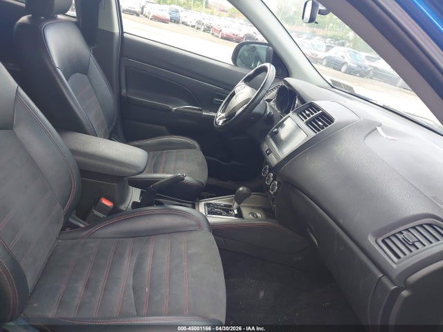 Mitsubishi Outlander 2.4 Se