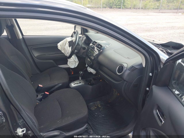 Mitsubishi Mirage Es