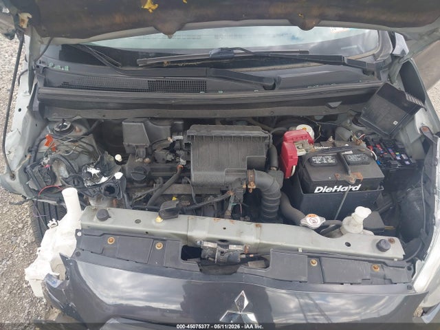 Mitsubishi Mirage Es