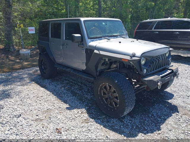 Salvage Jeep Wrangler Image