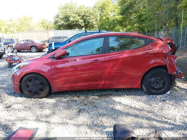 Hyundai ELANTRA Se