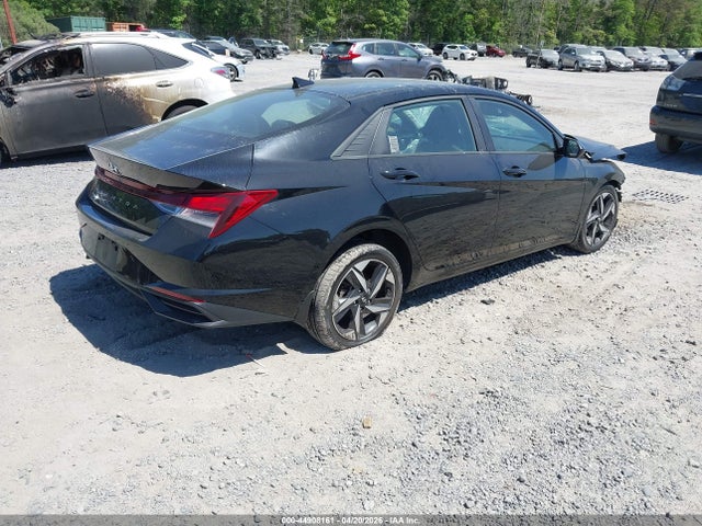 Hyundai ELANTRA Sel