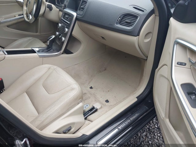 Volvo V60 T5 Drive-e Premier