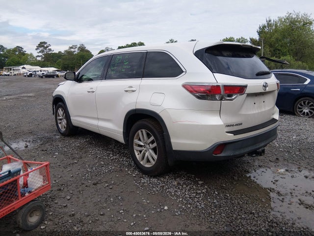 Toyota Highlander Le V6