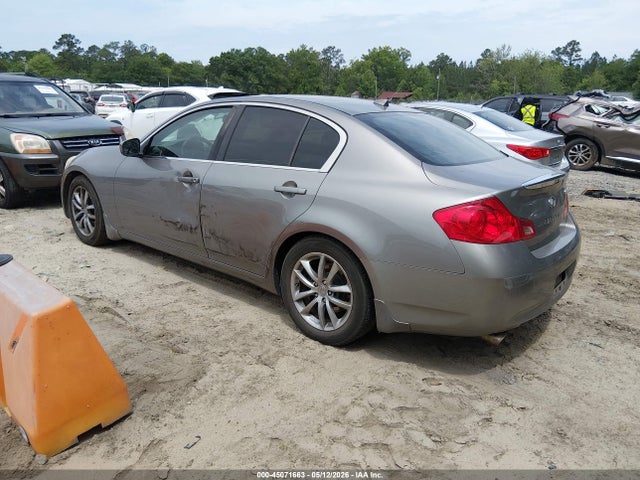INFINITI G37 Journey
