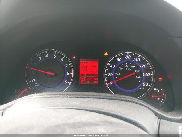 INFINITI G37 Journey