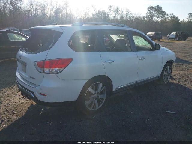 Nissan Pathfinder Platinum