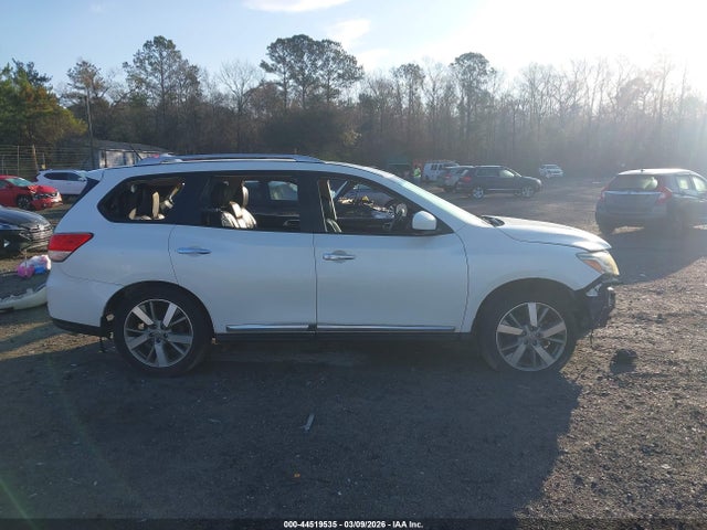 Nissan Pathfinder Platinum
