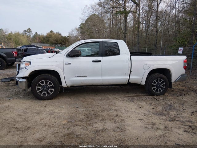 Toyota Tundra Sr5 5.7l V8