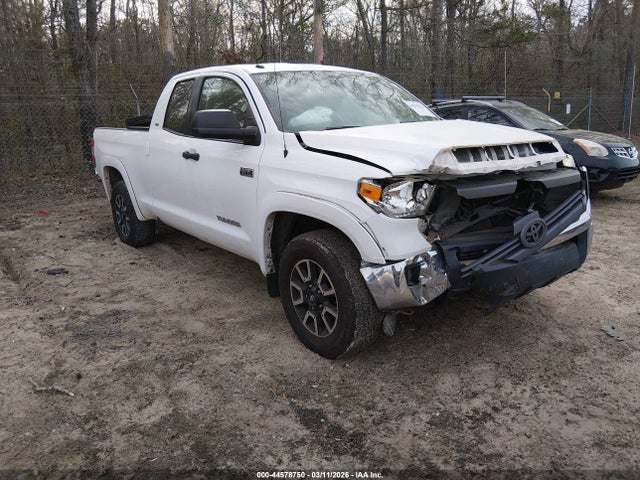 Salvage Toyota Tundra Image