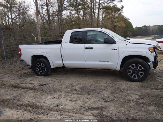 Toyota Tundra Sr5 5.7l V8