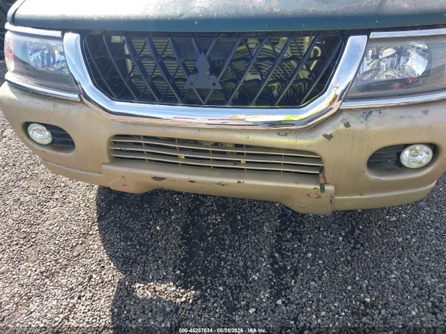 Mitsubishi Montero Sport Es