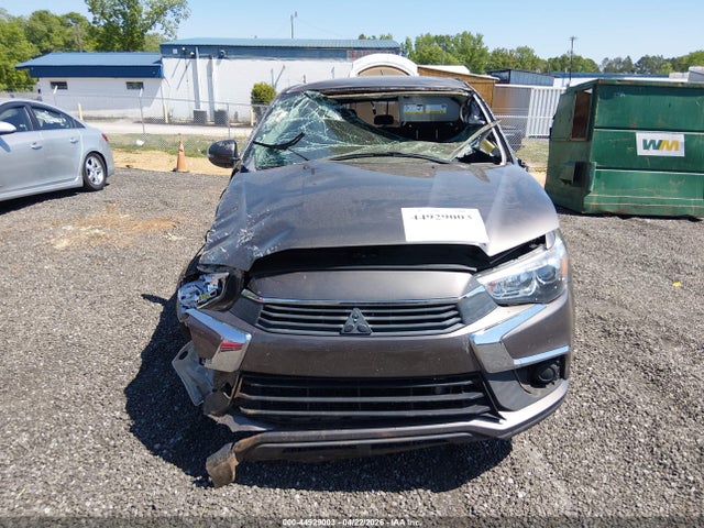 Mitsubishi Outlander 2.0 Es