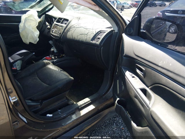Mitsubishi Outlander 2.0 Es