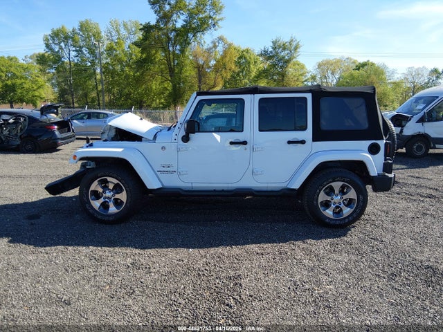 Jeep Wrangler Sahara 4x4
