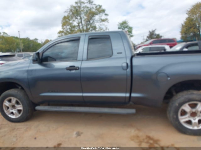 Toyota Tundra Grade V6
